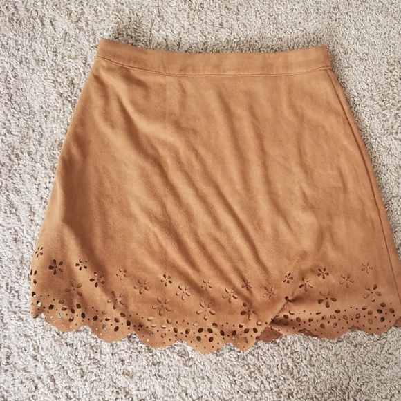 Brown suede skirt - Picture 1 of 1